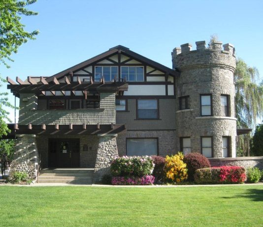 Historic Buildings in Wenatchee